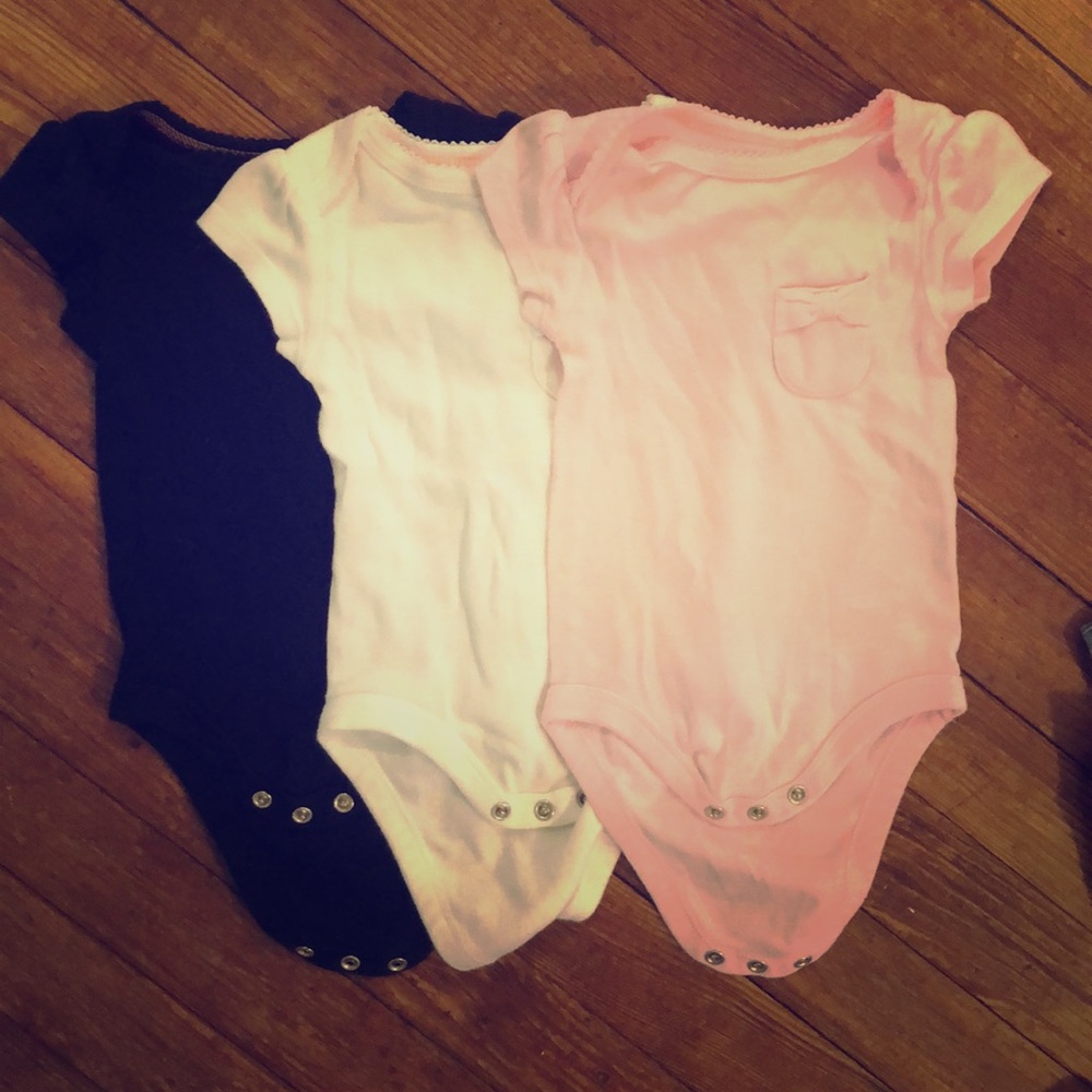 3 pack of onesies - sz 0-3 months